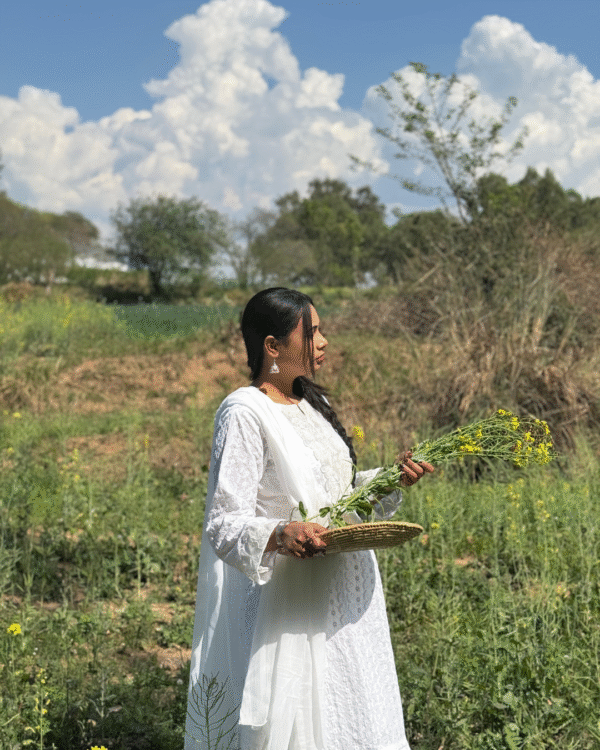 White Chikankari Gharara (11) White Chikankari Gharara