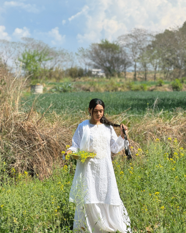 White Chikankari Gharara (4) White Chikankari Gharara