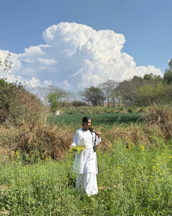 White Chikankari Gharara (8) White Chikankari Gharara