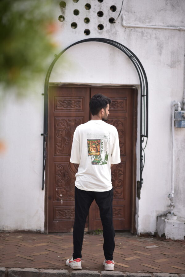 Amir Mahii Lahore- Androon ke rang